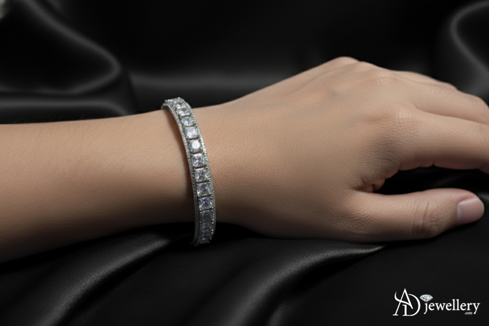 Ensemble de bracelets ADjewellery plaqués rhodium et sertis de zircone cubique Empress à facettes carrées