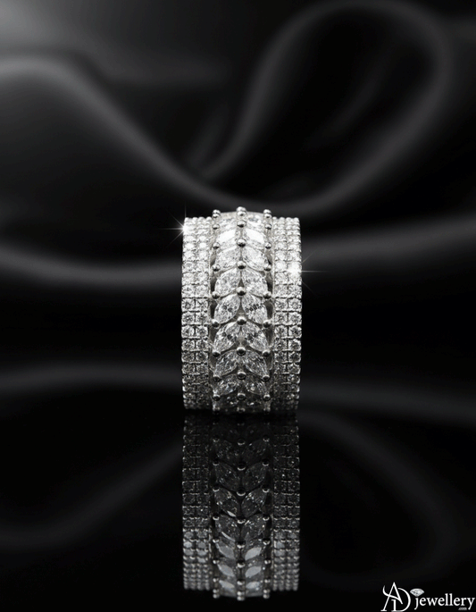 Royal Wide-Band Ring